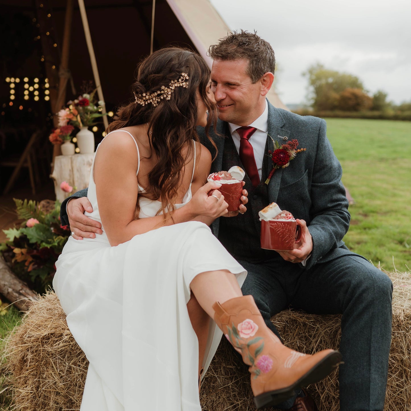 Petite Gold Flower Flexible Hair Vine