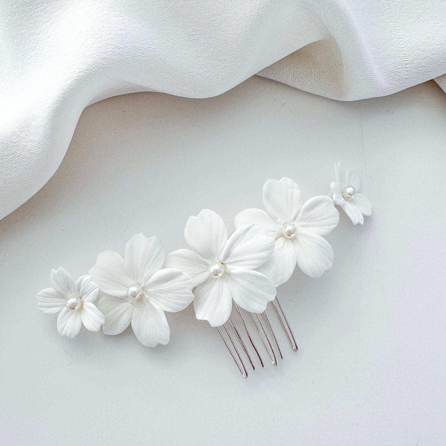 Daisy Flower Polymer Clay Lightweight Bridal Wedding Comb