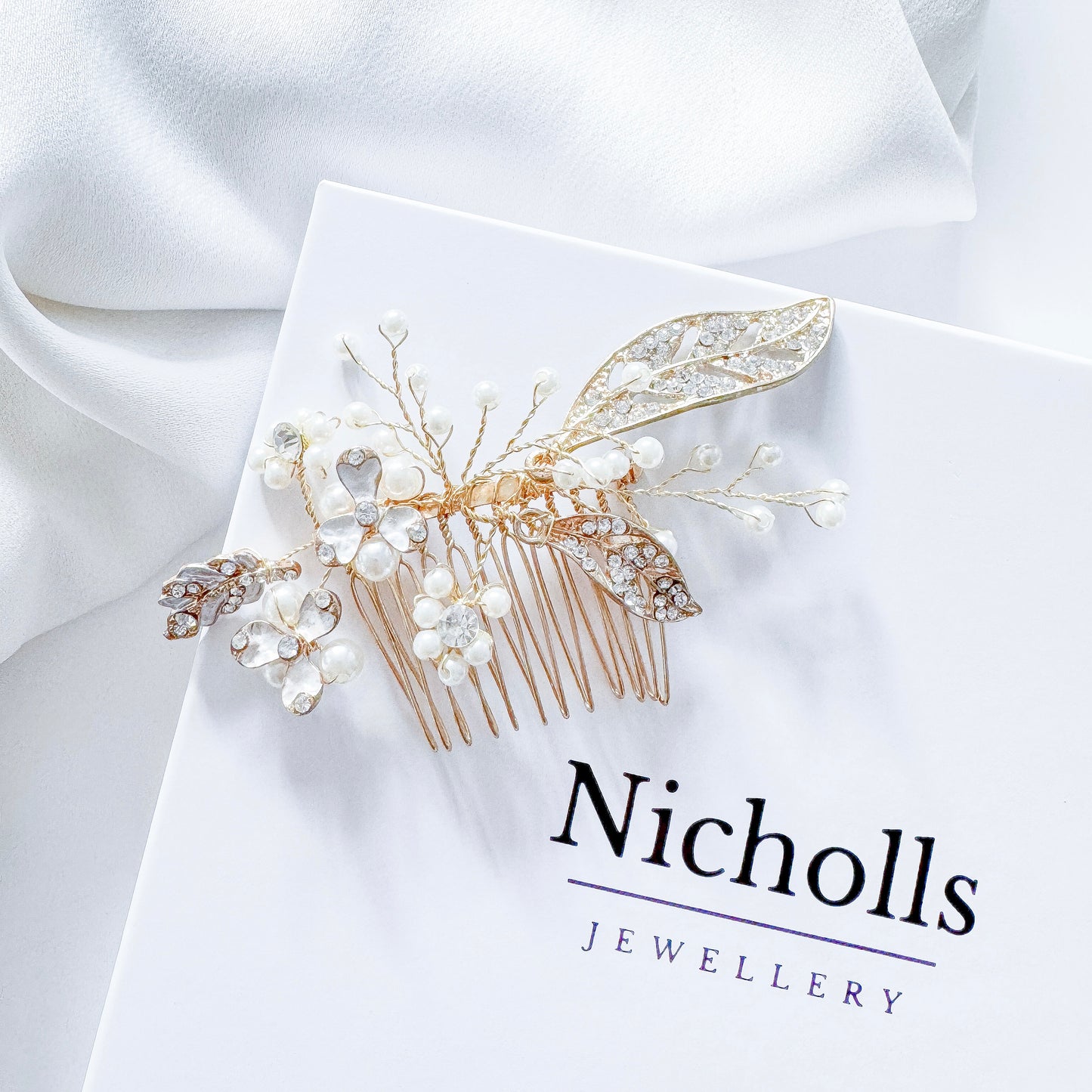 Gold Metal Rhinestone Crystal Leaf and Scatter Pearl Comb