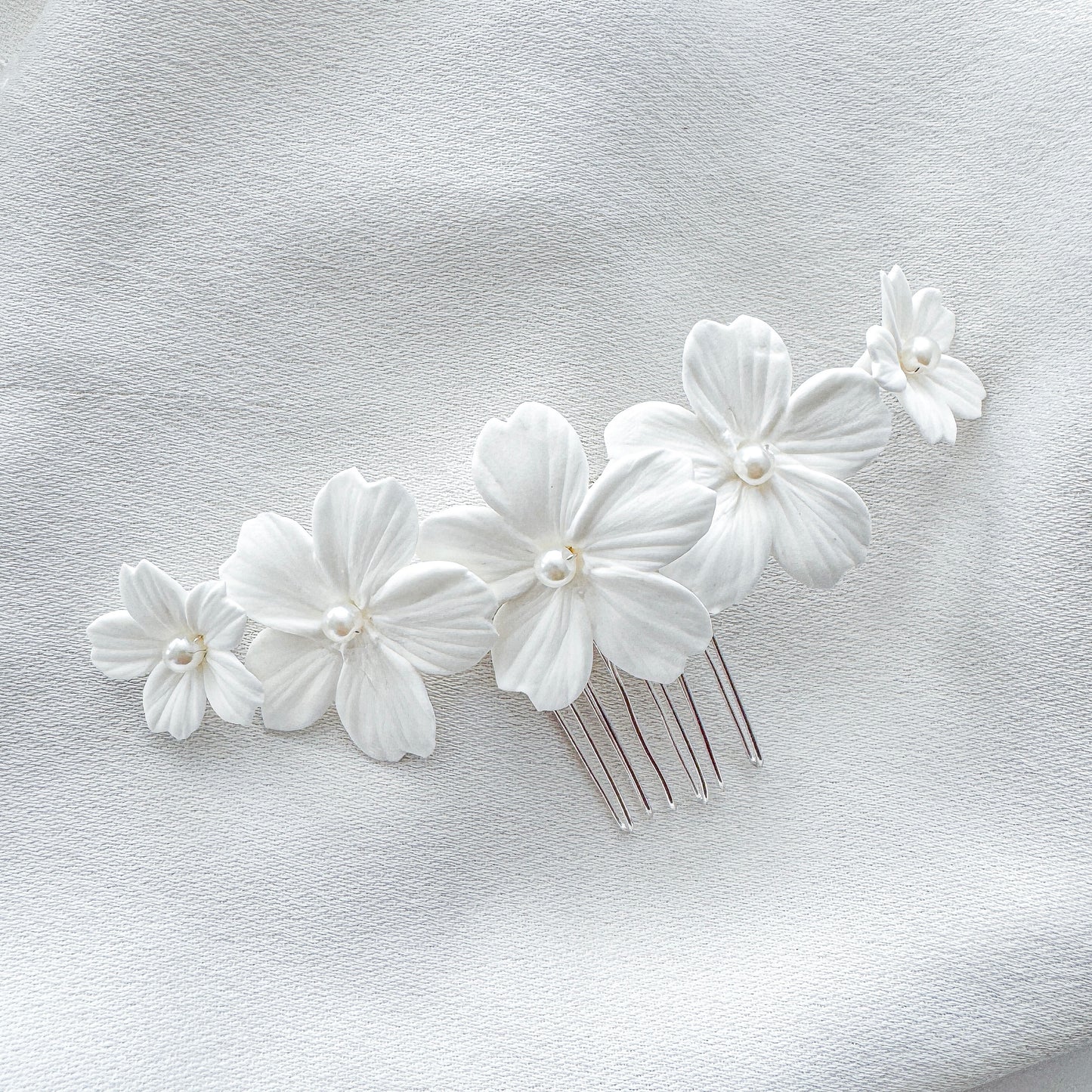 Daisy Flower Polymer Clay Lightweight Bridal Wedding Comb