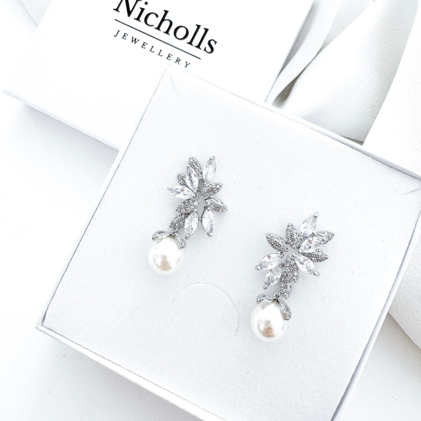 Glamourous Cubic Zirconia Crystal and Pearl Dangle Earrings