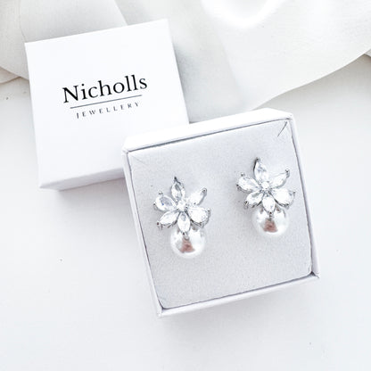 Bonita Pearl & Crystal Earrings