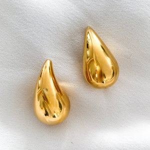 Water Drop Pointed Earrings