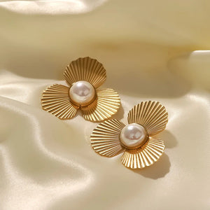 Fan Flower Pearl Gold Earrings