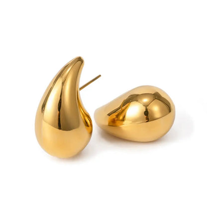 Waterdrop Gold Pointed Earrings