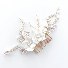 Load image into Gallery viewer, Porcelain White Flower, Blush Leaf and Rose Gold Comb
