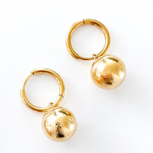 Load image into Gallery viewer, Solid Gold Ball Detachable Hoop Earrings
