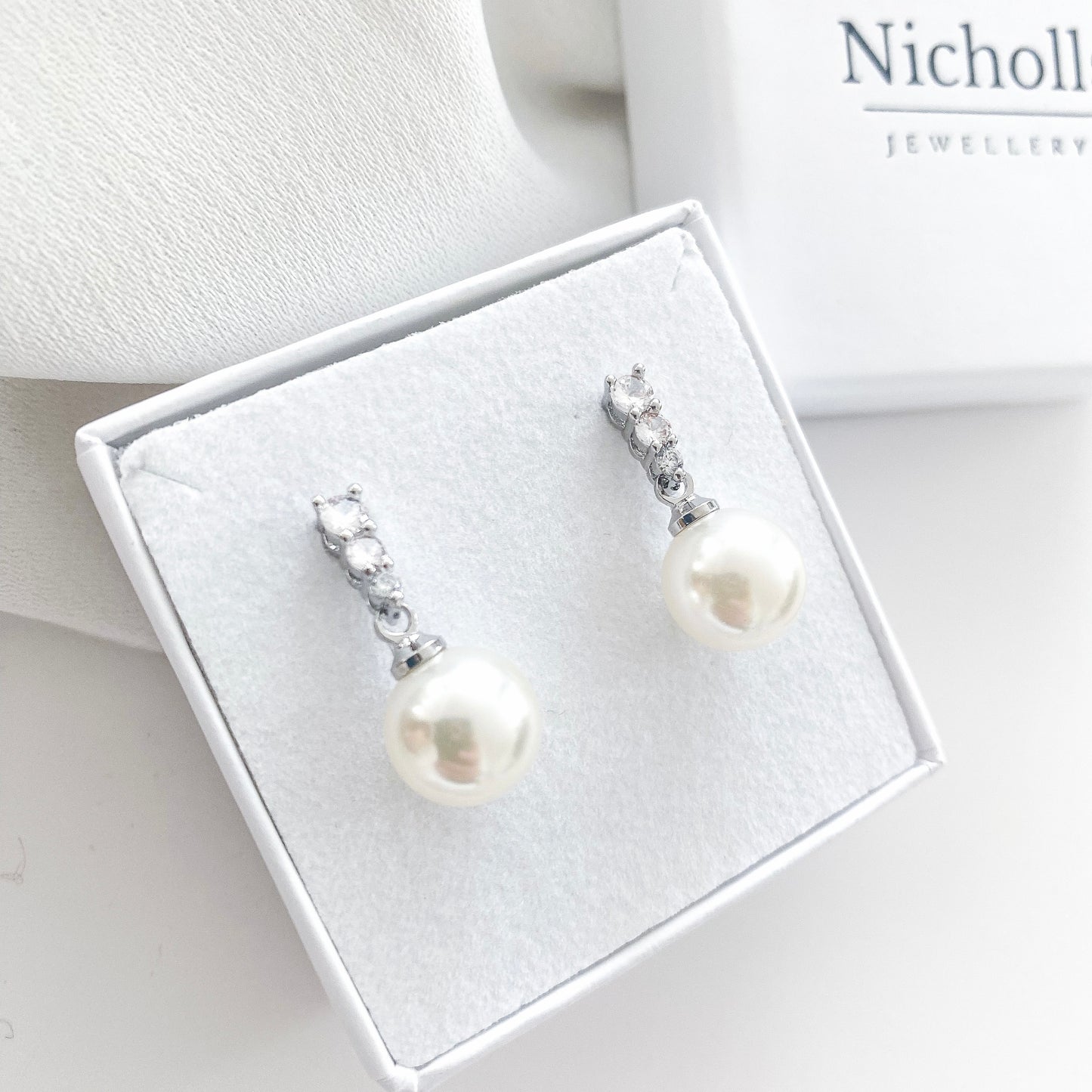 Constance Pearl Earrings