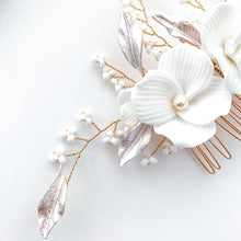 Load image into Gallery viewer, Porcelain White Flower, Blush Leaf and Rose Gold Comb
