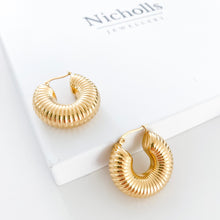 Load image into Gallery viewer, Textured Ridge Chunky Gold Hoops
