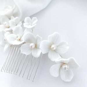 Porcelain White Flower Comb