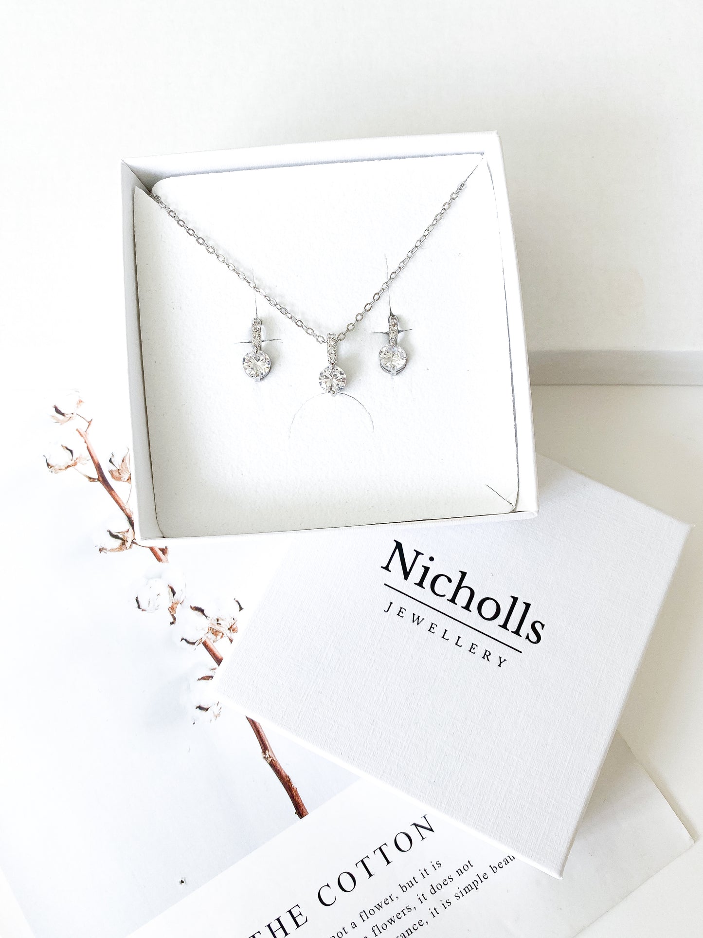 Dainty Dotty Necklace and Earring Set