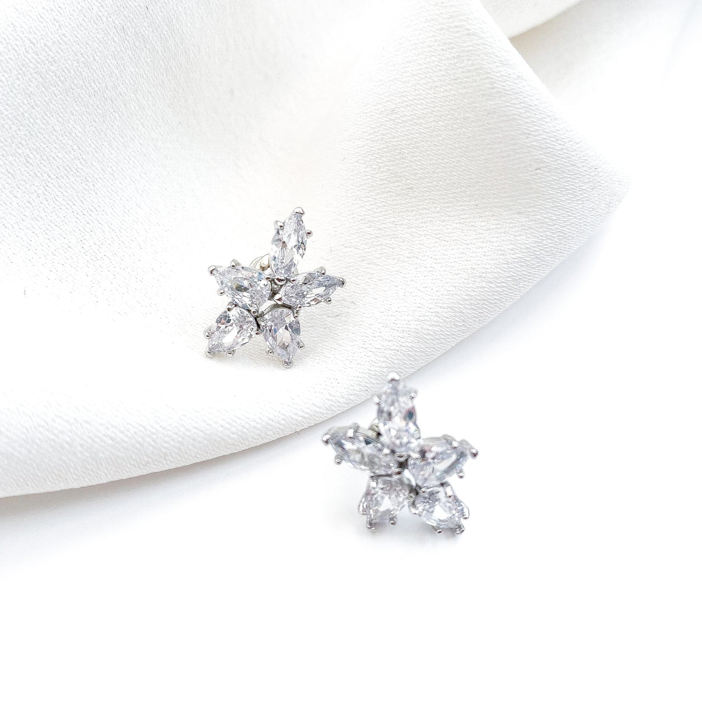 Cluster Star Studs