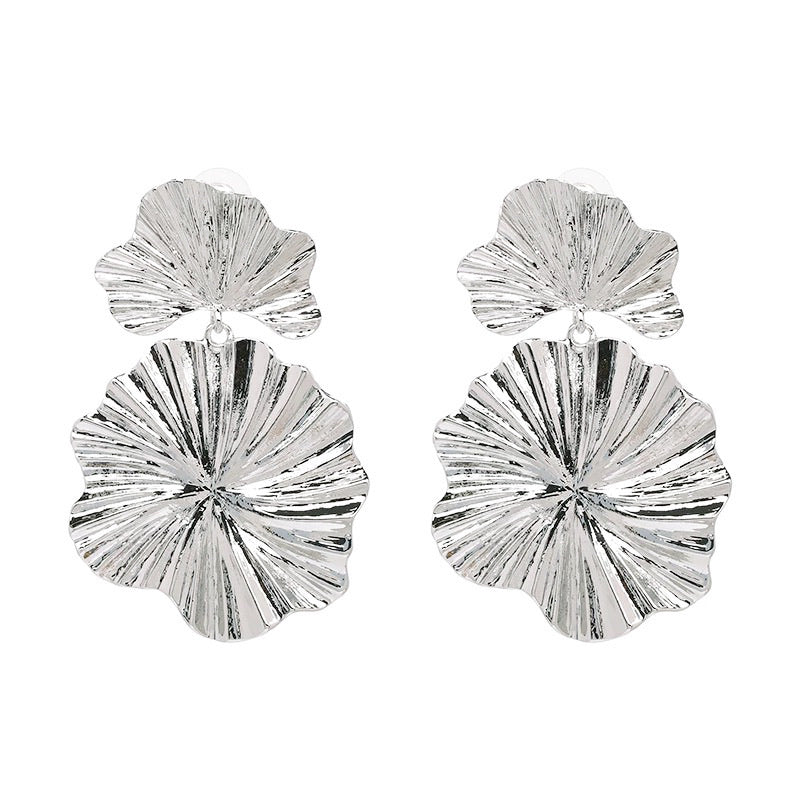 Dali Silver Flower Earrings