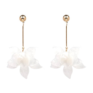 Francoise White Flower Earrings
