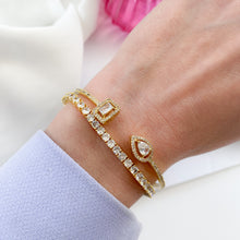 Load image into Gallery viewer, Olivia Gold Bangle
