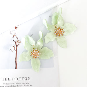 Romantic Green Flower earrings
