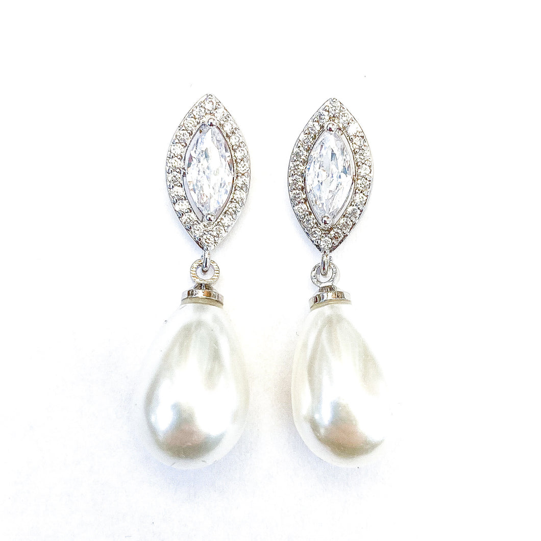 Forever Pearl Earrings